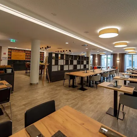 威斯巴登贝斯特韦斯特酒店 酒店 3*